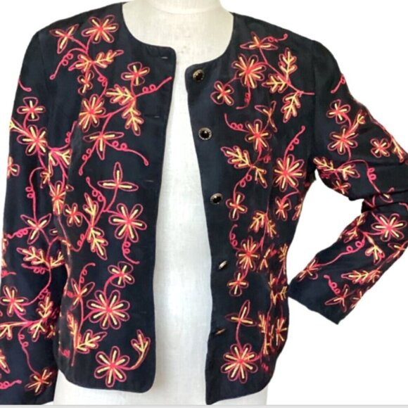 Maggy L Silk Embroidered Flower Button-Up Lady Jacket Sz 10 Black #110L - Picture 3 of 7